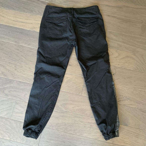 Metallic side stripped jogger - Picture 2 of 5